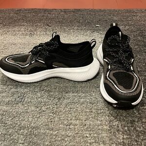 Cole Haan Women's Zerogrand Outpace Stitchlite Runner Ii Sneaker